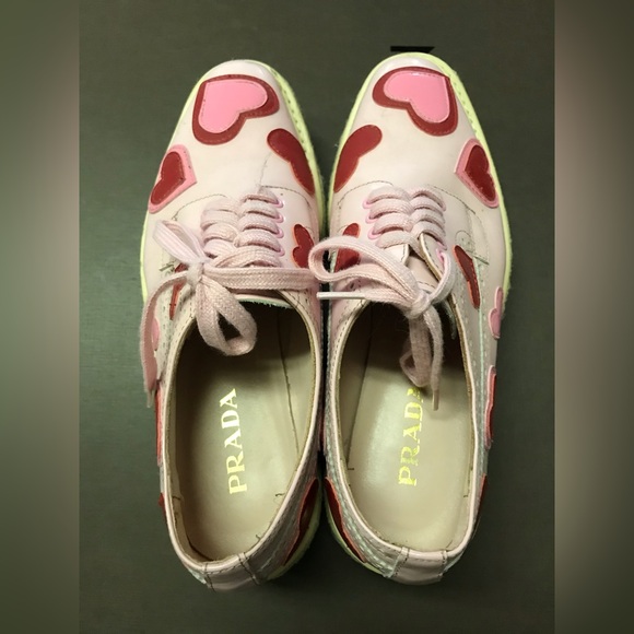 Prada Pink Heart Leather Brogue Platform Oxfords Authentic Almost new - Picture 3 of 6